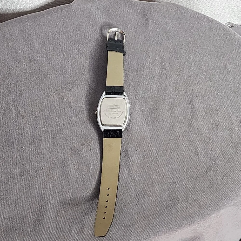 Tempreaux Black White Face w/Silver Accent Japan Mvmt Stainless Steel Back Watch